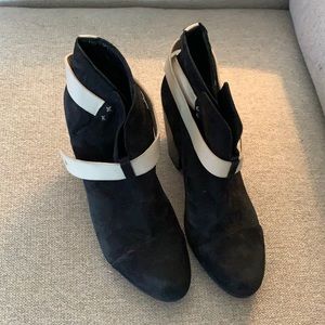 RAG & BONE HARROW BLACK & WHITE  SUEDE ANKLE BOOTS SIZE 40